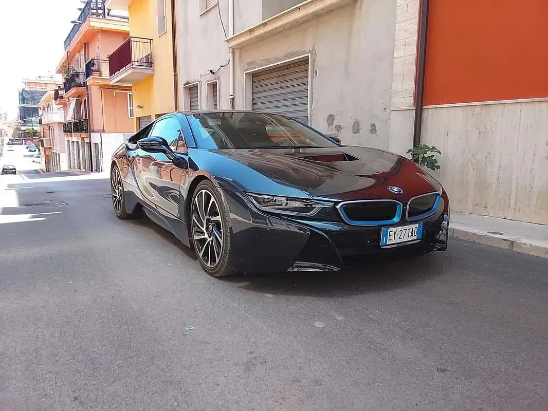 Usata BMW i8 231 CV (169 kW) 2015 Coupé