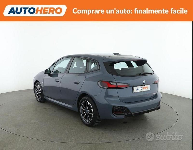 Usata BMW 220 Active Tourer M Sport 156 CV (114 kW) 2023 Grigio Monovolume