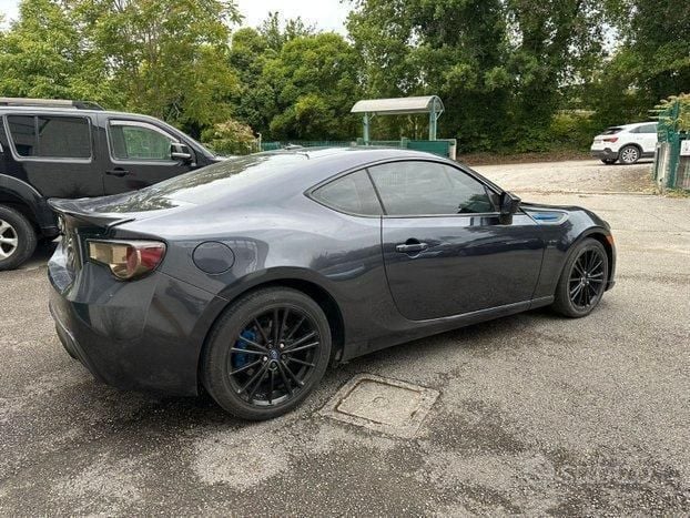 Usata Subaru BRZ 200 CV (147 kW) 2013 Grigio Coupé