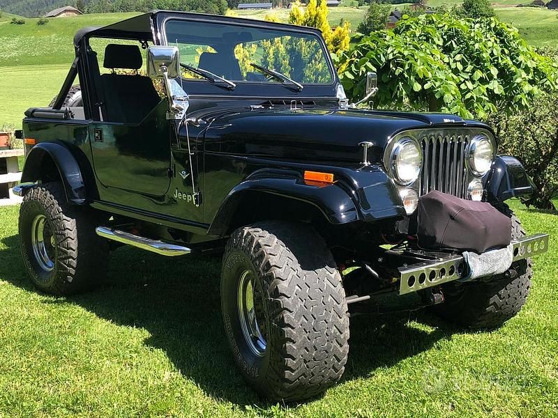 Usata Jeep CJ Laredo 1980 Nero