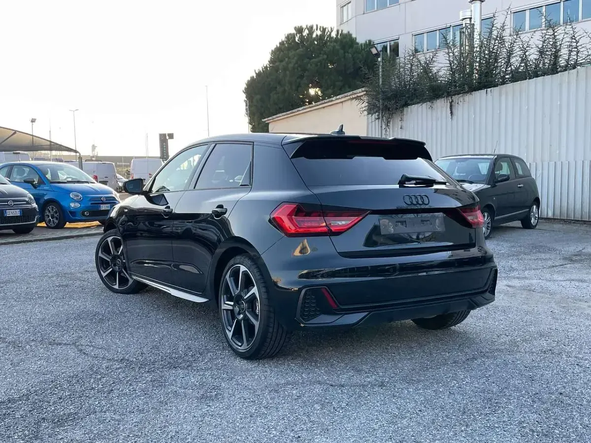 Usata Audi A1 116 CV (85 kW) 2025 Nero SUV