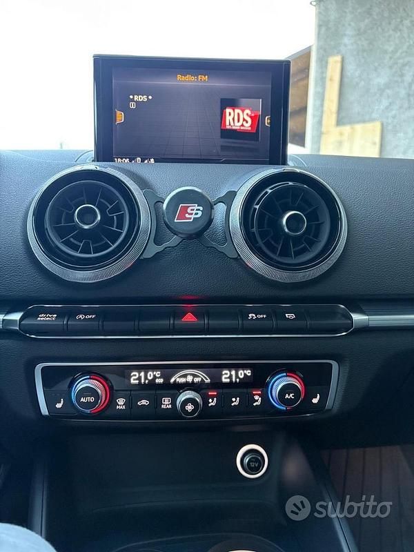 Usata Audi A3 2019 Grigio Berlina