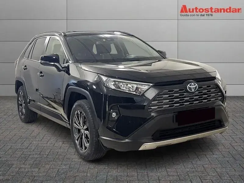 Usata Toyota RAV4 Hybrid Active 218 CV (160 kW) 2024 Nero SUV