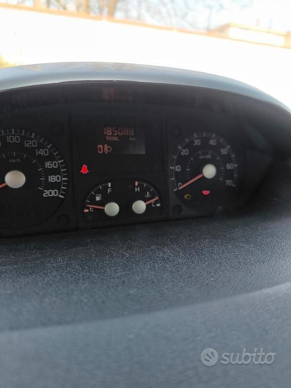 Usata Fiat Idea 2006 Marrone Monovolume