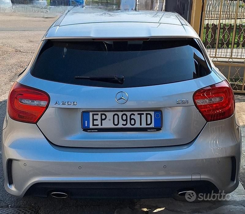Usata Mercedes A200 Premium 136 CV (100 kW) 2013 Grigio Berlina