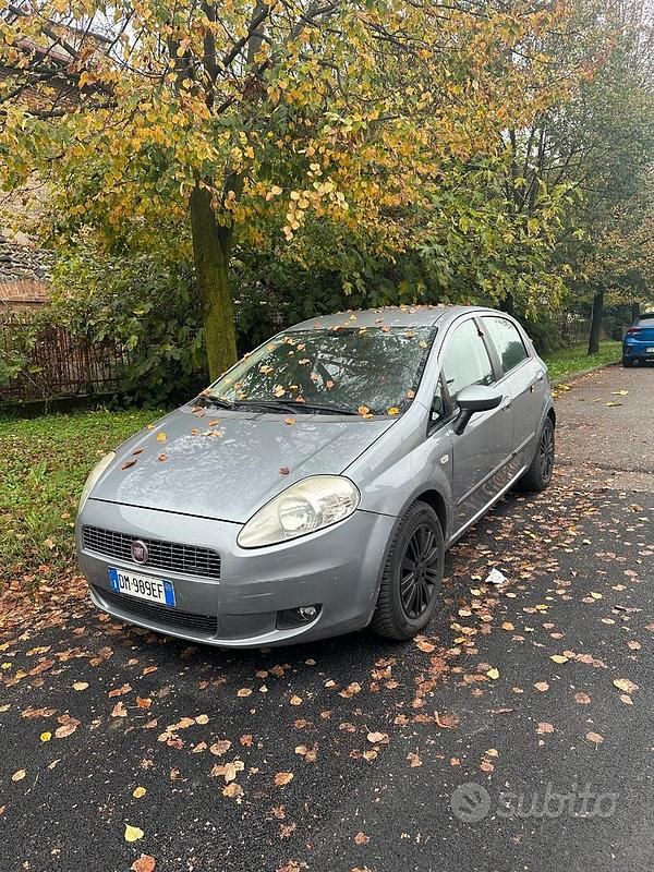 Usata Fiat Grande Punto Dynamic 95 CV (69 kW) 2008 Grigio Utilitaria