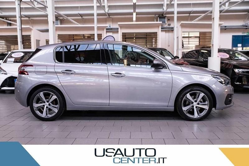 Usata Peugeot 308 Allure 131 CV (96 kW) 2018 Argento Berlina
