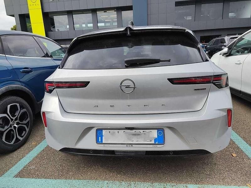 Usata Opel Astra Business Elegance 180 CV (132 kW) 2023 Argento Berlina