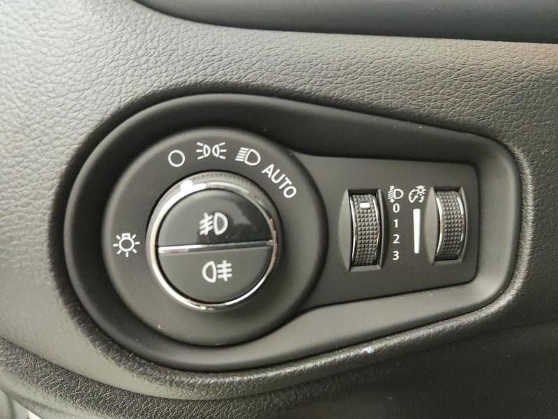 Usata Jeep Renegade Limited 131 CV (96 kW) 2024 Bianco SUV