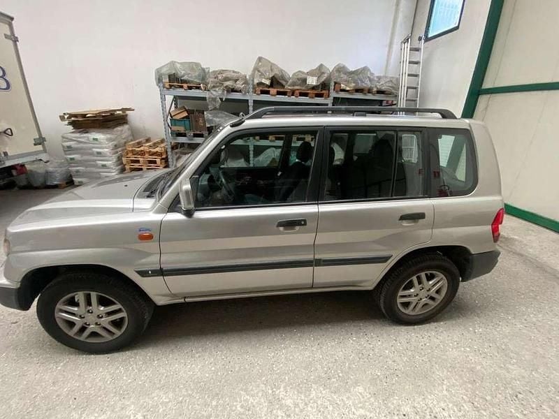 Argento Usata 2001 Mitsubishi Pajero SUV | 4800 € (Super prezzo) - Immagine 1/4