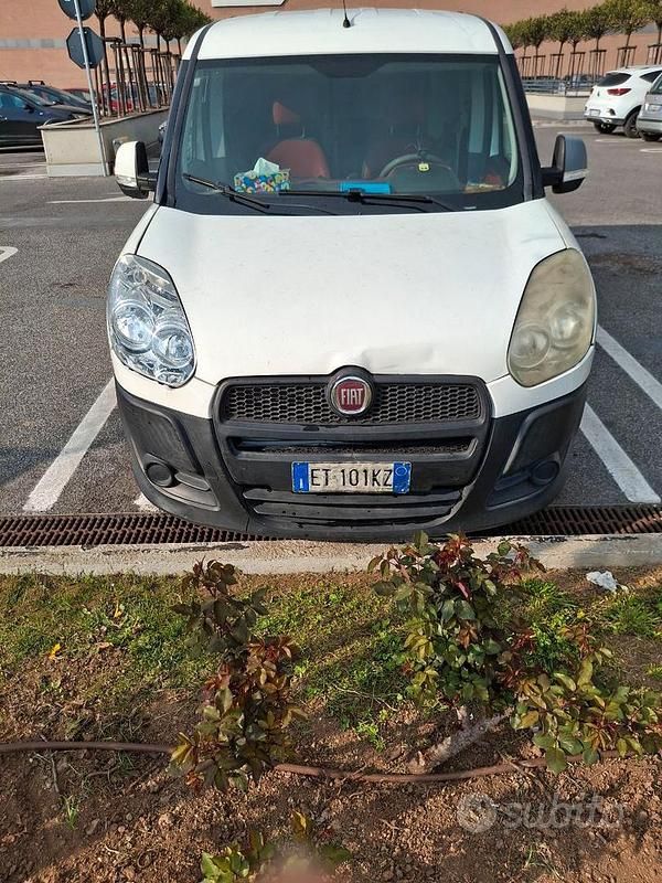 Usata Fiat Doblò 120 CV (88 kW) 2013 Bianco Monovolume