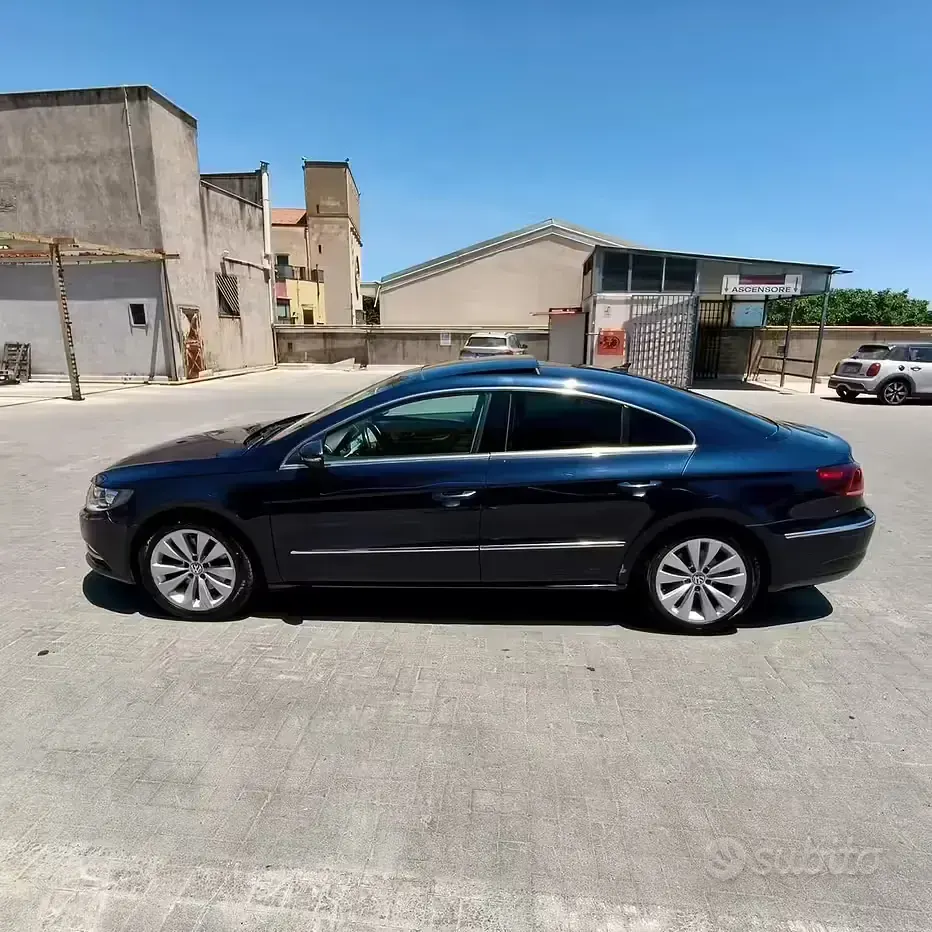 Usata VW CC 140 CV (102 kW) 2013 Blu Berlina