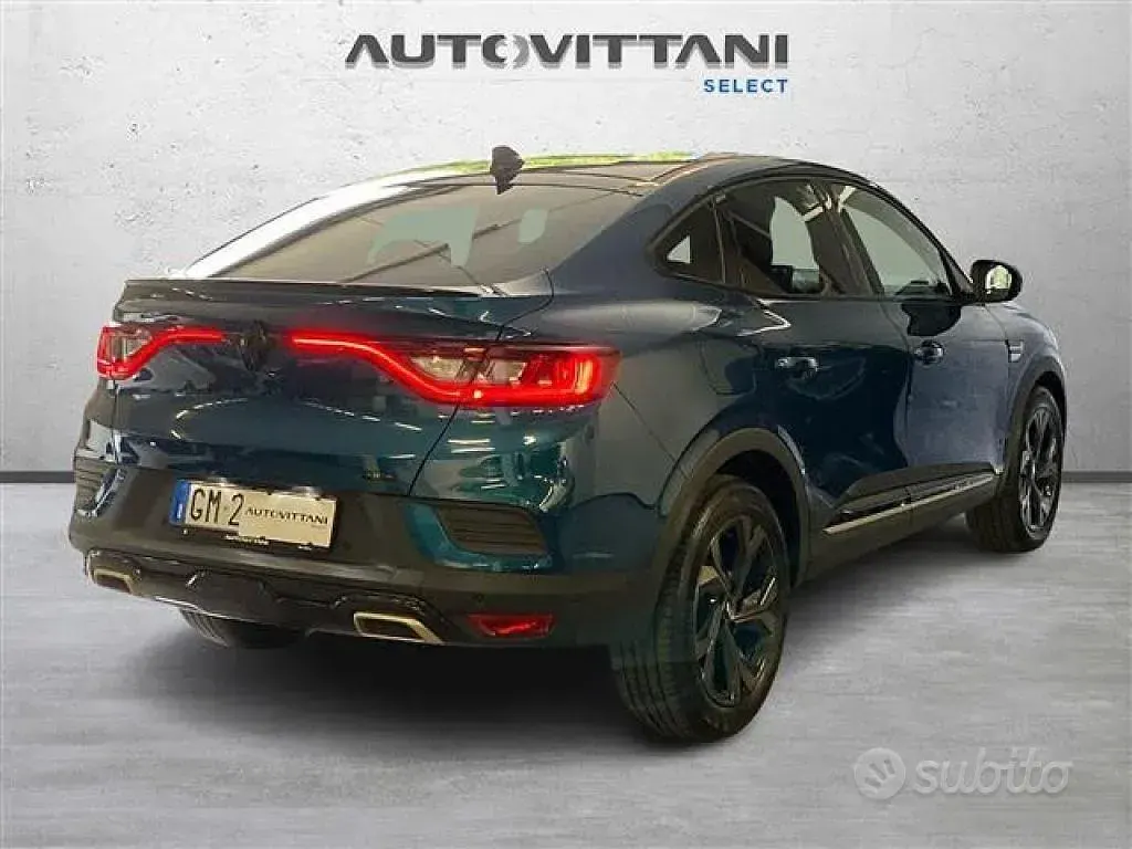 Usata Renault Arkana Engineered 94 CV (69 kW) 2023 Blu SUV