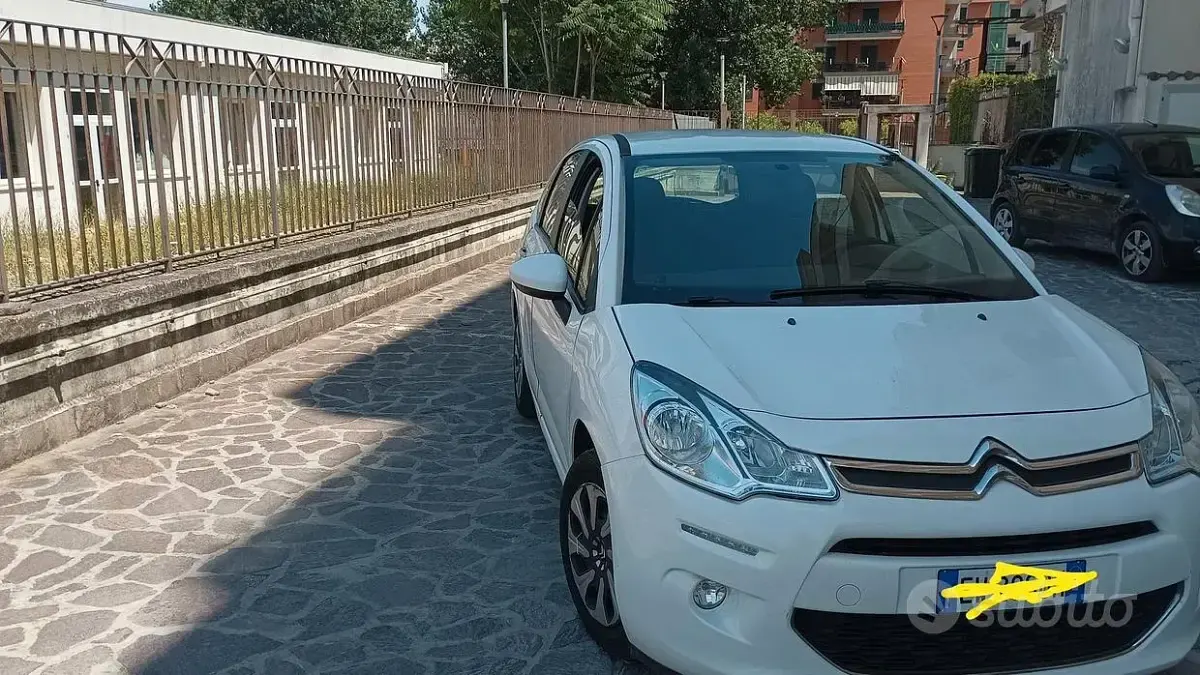 Usata Citroën C3 68 CV (50 kW) 2014 Bianco Utilitaria