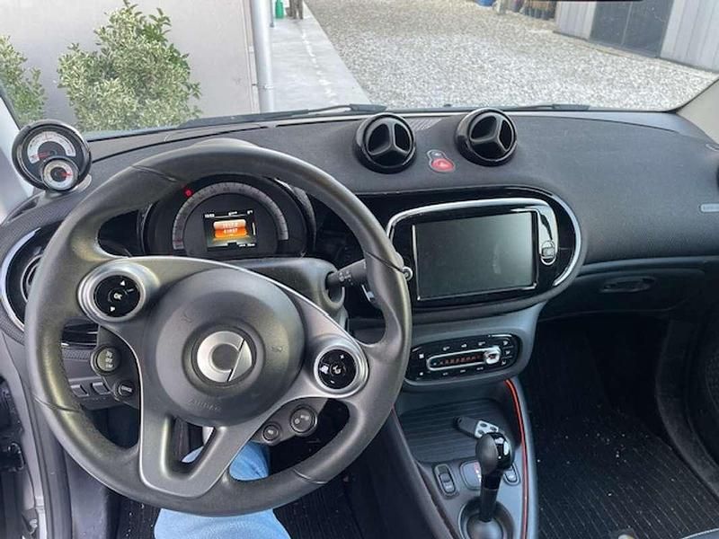 Usata Smart ForTwo Electric Drive Prime 41 kW (56 CV) 2023 Grigio Cabrio