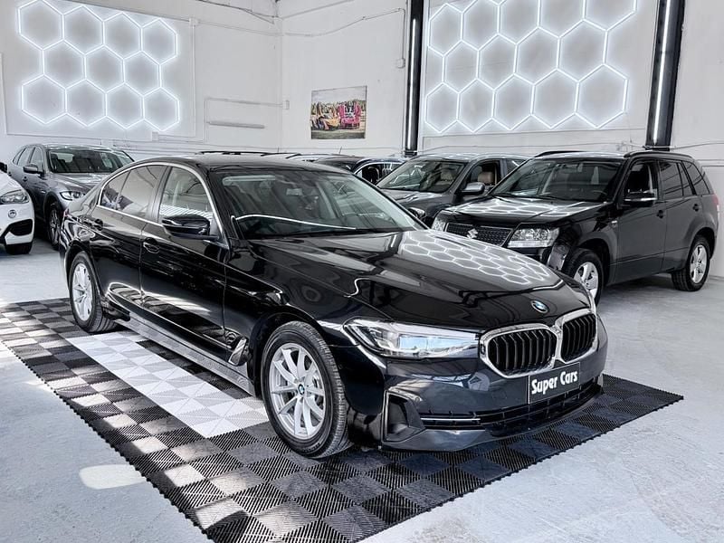 Usata BMW 520 Sport Line 190 CV (139 kW) 2023 Nero Berlina
