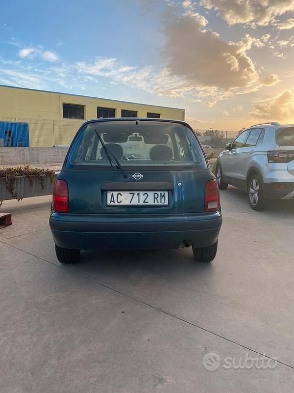 Usata Nissan Micra 75 CV (55 kW) 1994 Verde Utilitaria