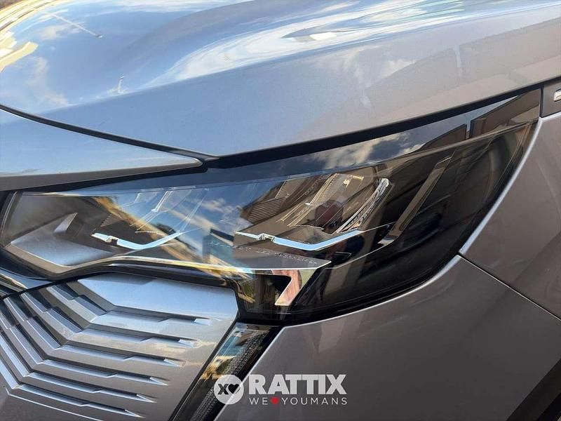 Usata Peugeot 5008 Allure 131 CV (96 kW) 2024 Grigio artense SUV
