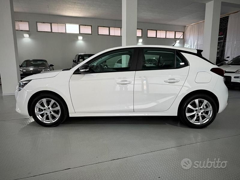 Usata Opel Corsa Edition 101 CV (74 kW) 2023 Bianco Utilitaria
