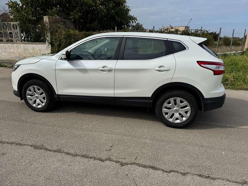 Usata Nissan Qashqai Acenta 110 CV (80 kW) 2014 Bianco SUV