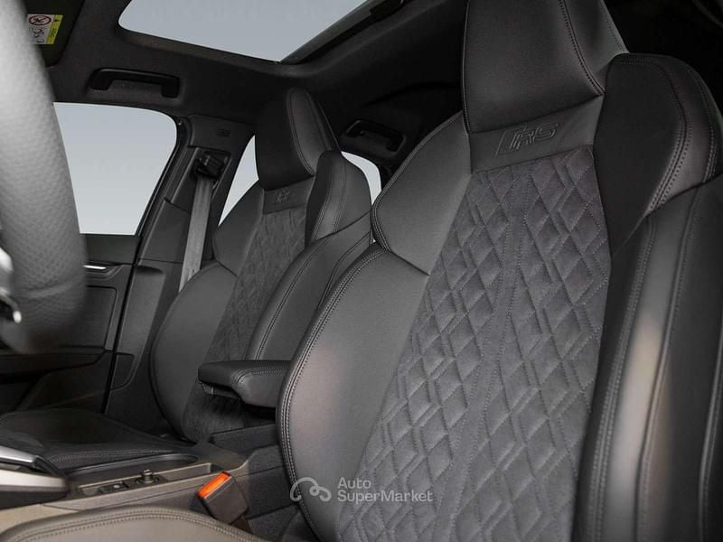 Usata Audi RS3 Ambiente 400 CV (294 kW) 2024 Grigio Berlina
