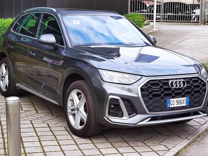 Usata Audi Q5 S-line plus 265 CV (194 kW) 2021 Grigio daytona met. SUV