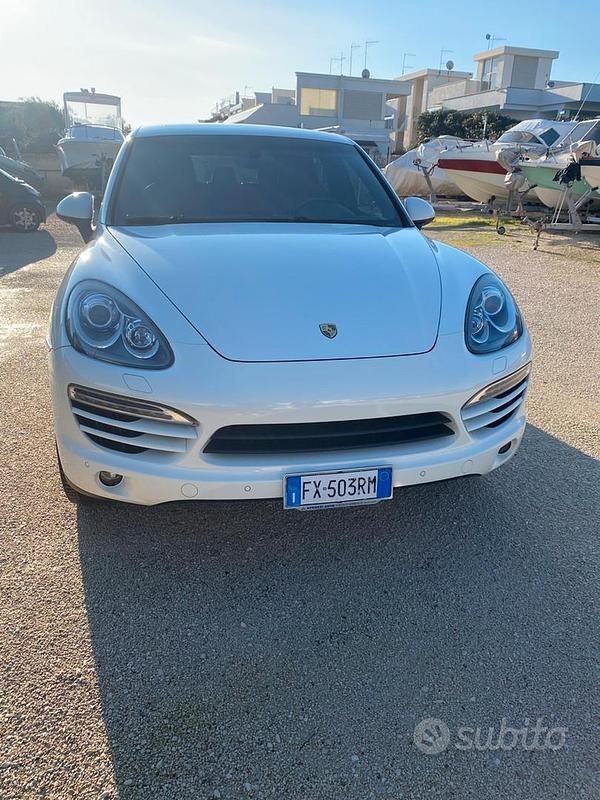 Usata Porsche Cayenne 250 CV (183 kW) 2012 Bianco SUV