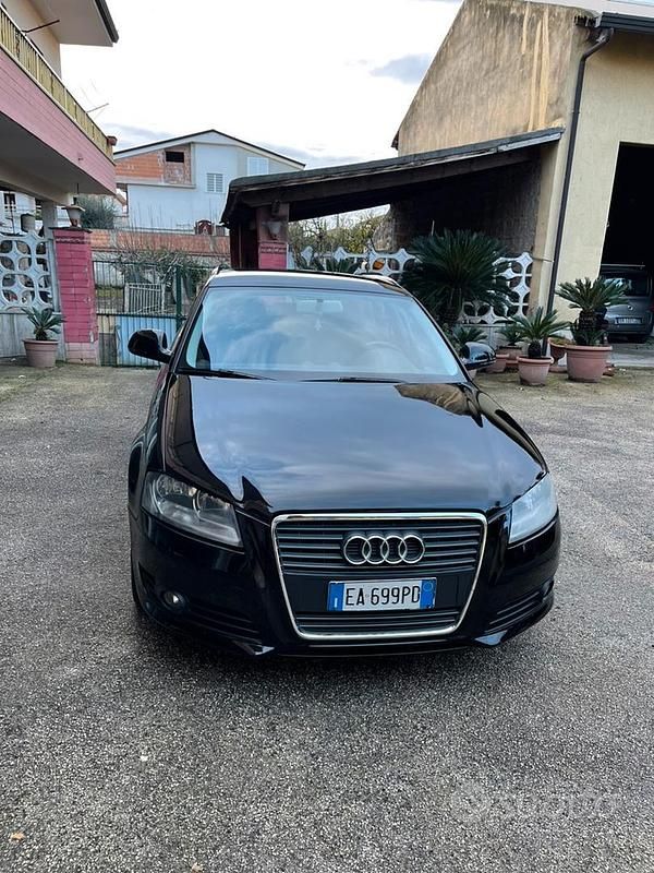 Nero Usata 2010 Audi A3 Tre volumi | 5000 € (Ottimo prezzo) - Immagine 1/4