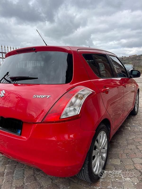 Usata Suzuki Swift GLS 2012 Rosso Utilitaria