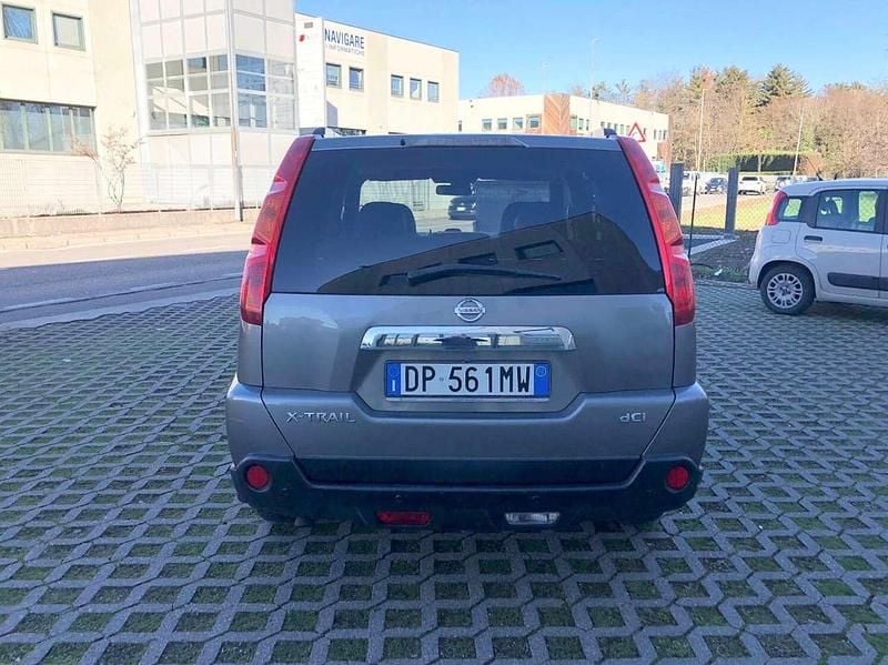 Usata Nissan X-Trail 150 CV (110 kW) 2008 Grigio SUV