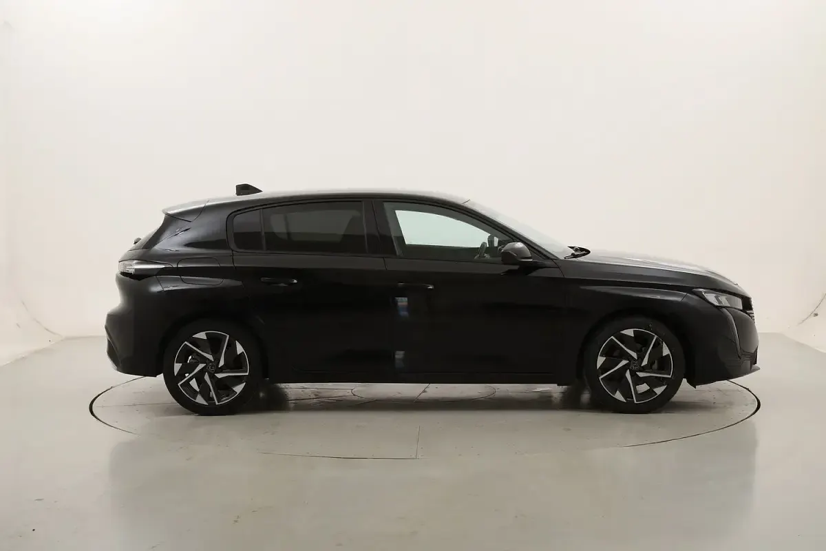 Usata Peugeot 308 Allure 131 CV (96 kW) 2024 Berlina