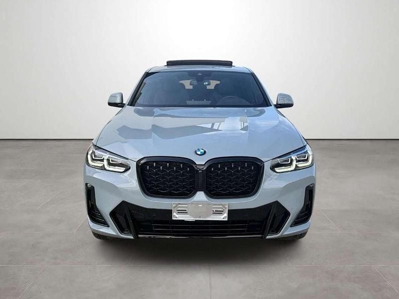 Nuova BMW X4 M Sport 190 CV (139 kW) 2026 Grigio scuro SUV