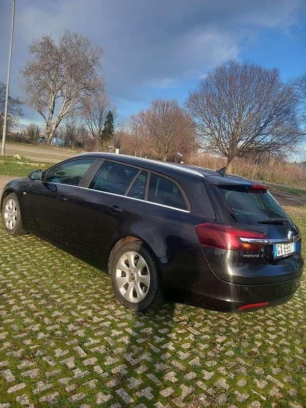 Usata Opel Insignia Country Tourer 163 CV (119 kW) 2014 Nero Station wagon