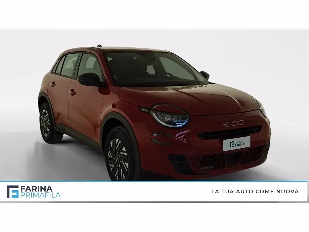 Nuova Fiat 600 Pop 110 CV (80 kW) 2026 Rosso SUV