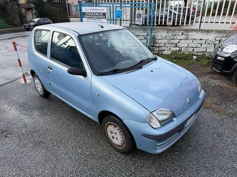 Blu/azzurro Usata 2004 Fiat 600 Due volumi | 1190 € (Super prezzo) - Immagine 1/4