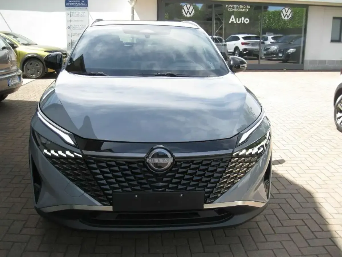 Nuova Nissan Qashqai Tekna 158 CV (116 kW) 2026 Ceramic grey SUV