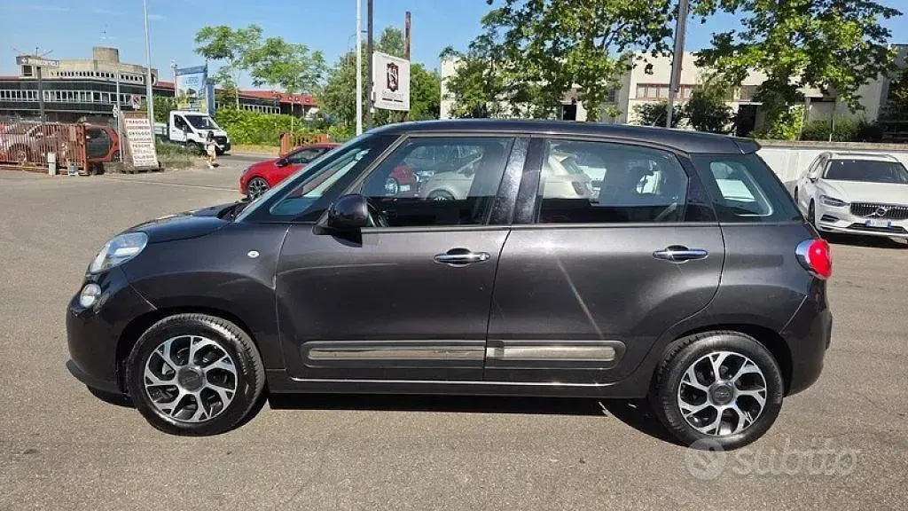 Usata Fiat 500L Pop Star 95 CV (69 kW) 2017 Grigio Monovolume