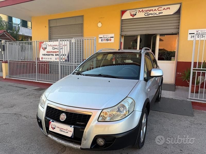 Usata Fiat Sedici Emotion 120 CV (88 kW) 2009 Grigio SUV