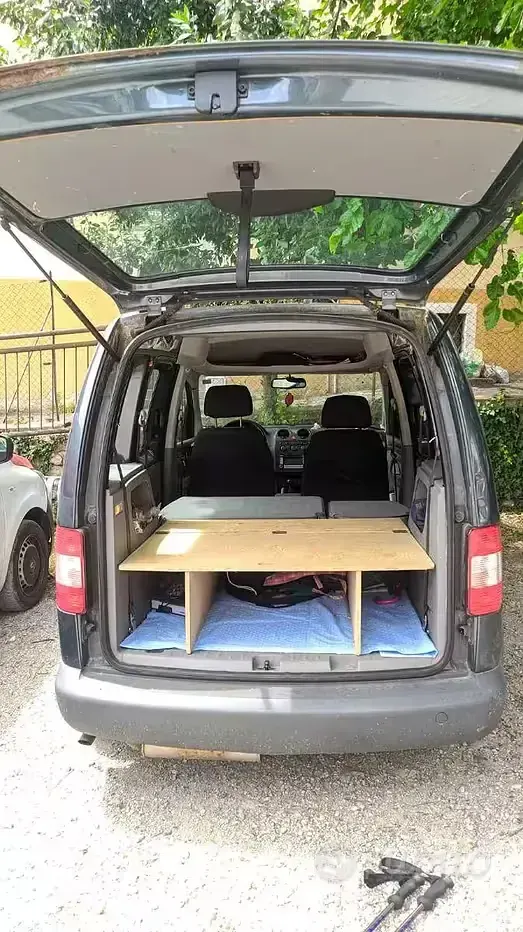 Usata VW Caddy 109 CV (80 kW) 2008 Grigio Monovolume