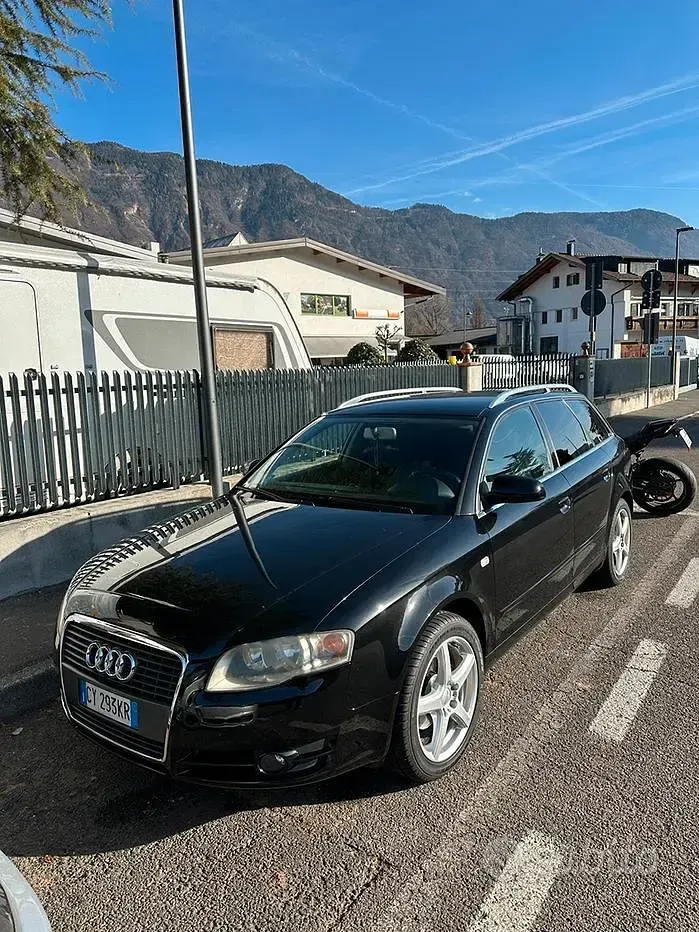 Usata Audi A4 140 CV (102 kW) 2005 Nero Station wagon