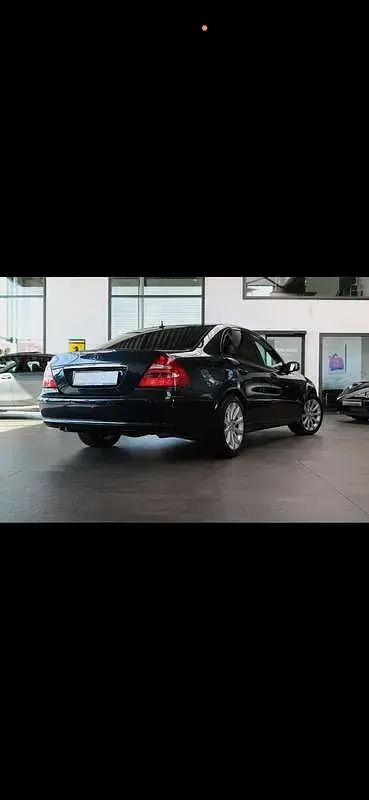 Usata Mercedes E240 Classic 177 CV (130 kW) 2002 Station wagon
