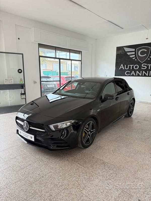 Usata Mercedes A180 Premium 115 CV (84 kW) 2022 Nero Berlina