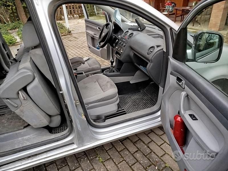 Usata VW Caddy 109 CV (80 kW) 2009 Monovolume