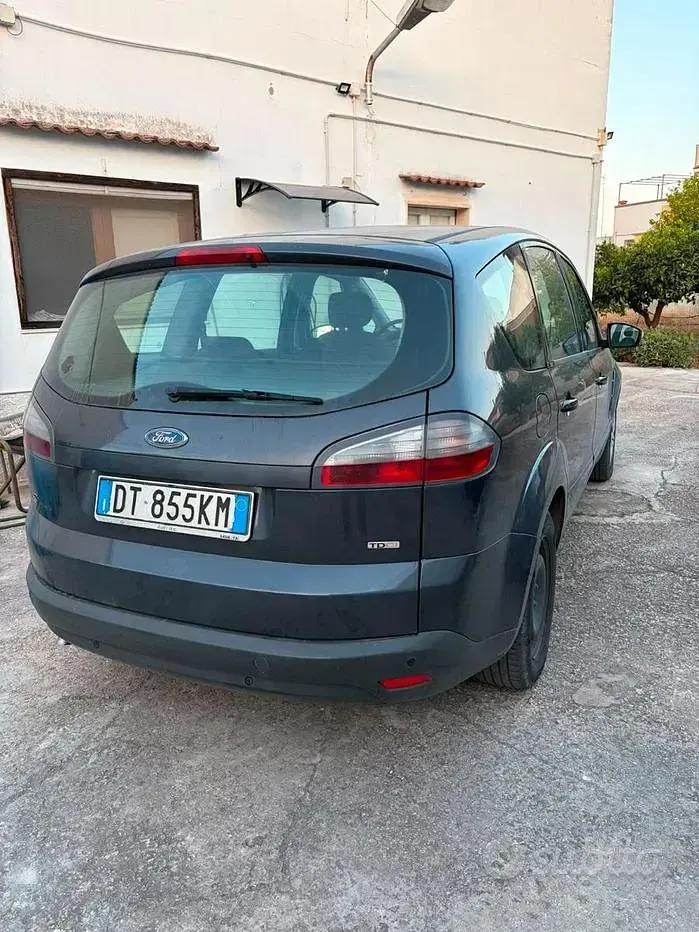 Usata Ford S-MAX S 140 CV (102 kW) 2008 Grigio Monovolume