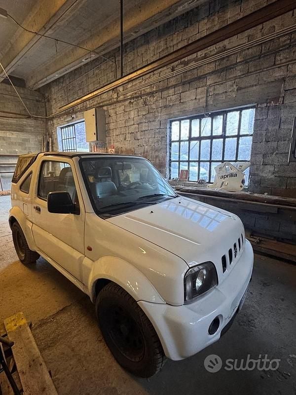 Usata Suzuki Jimny 2002 SUV