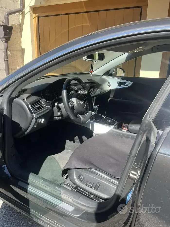 Usata Audi A7 245 CV (180 kW) 2012 Nero Utilitaria