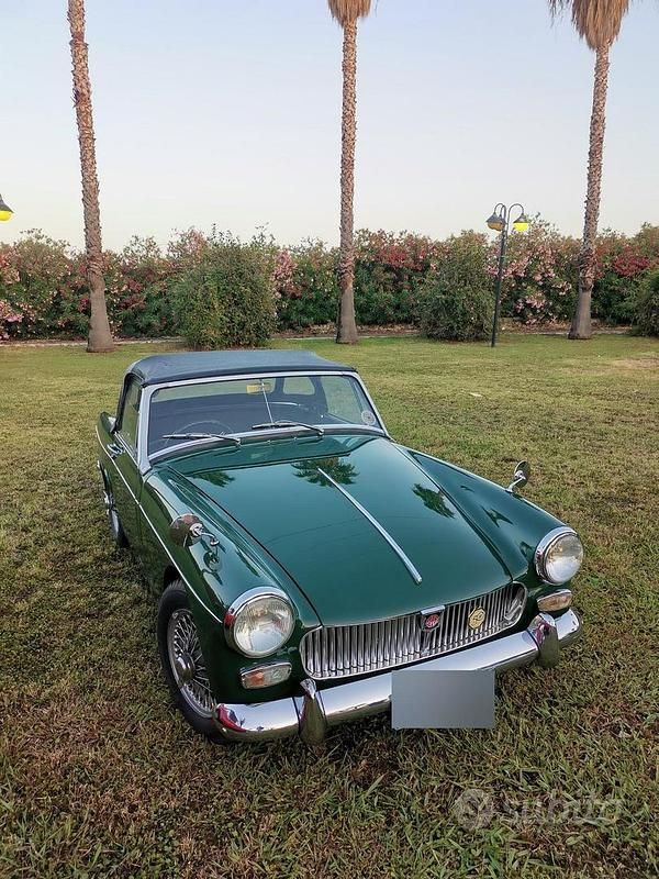 Usata MG Midget 1960 Verde Cabrio