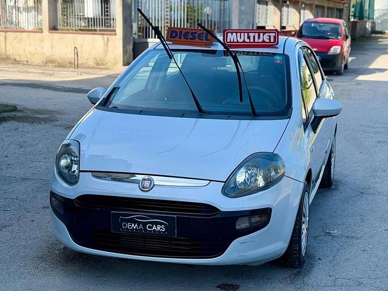 Usata Fiat Punto Evo Dynamic 75 CV (55 kW) 2011 Grigio Utilitaria