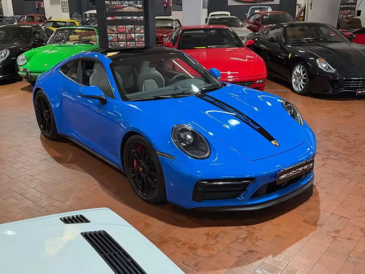 Usata Porsche 911 480 CV (353 kW) 2023 Shark blue Coupé