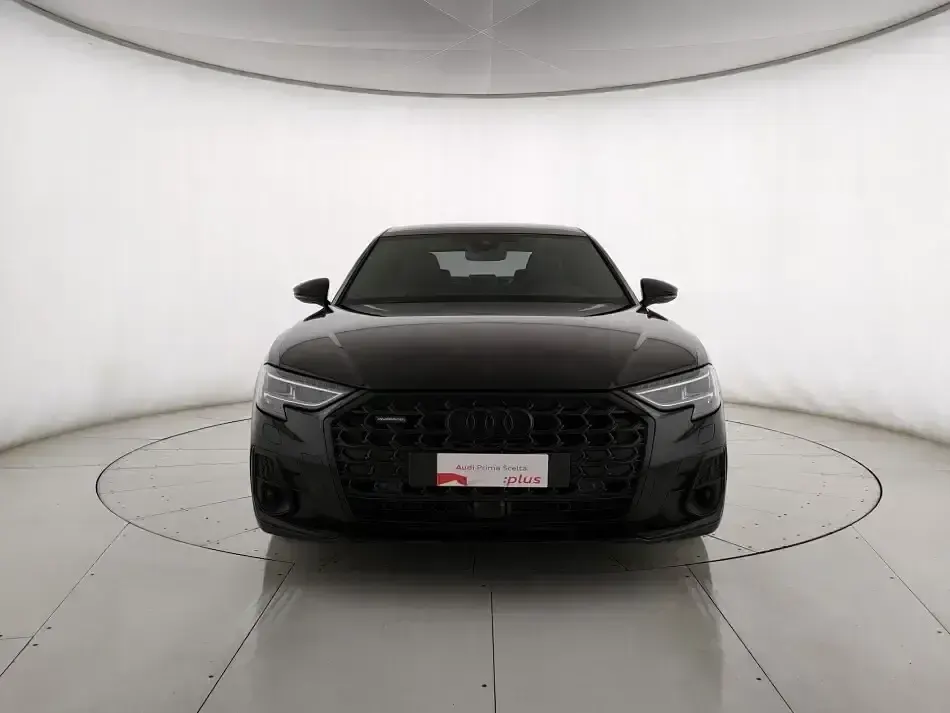 Usata Audi A8L Ambiente 286 CV (210 kW) 2025 Nero Berlina